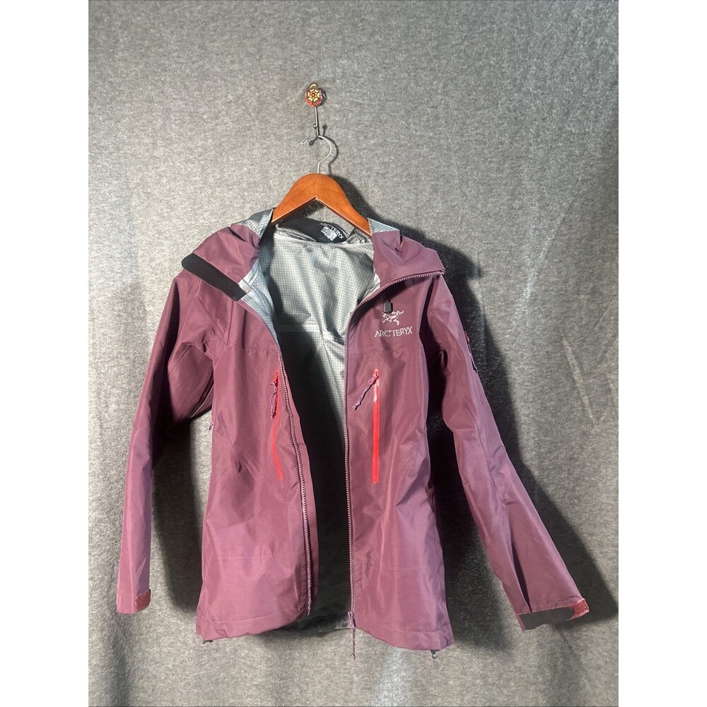 ARC'TERYX Beta SV Jacket Purple Red Contrast Women’s Size Medium Broken Zipper
